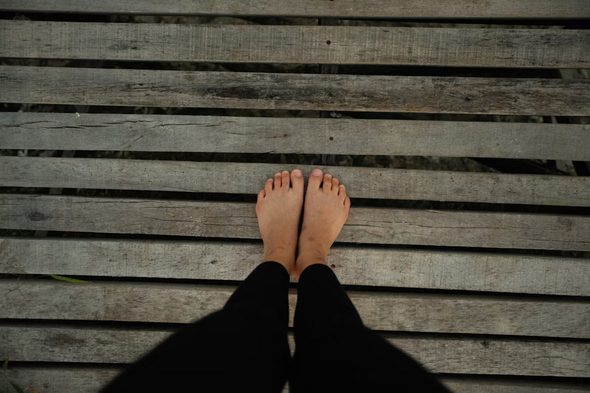 Best Shoes for Nurses with Wide or Extra Wide Feet (2026 Guide)