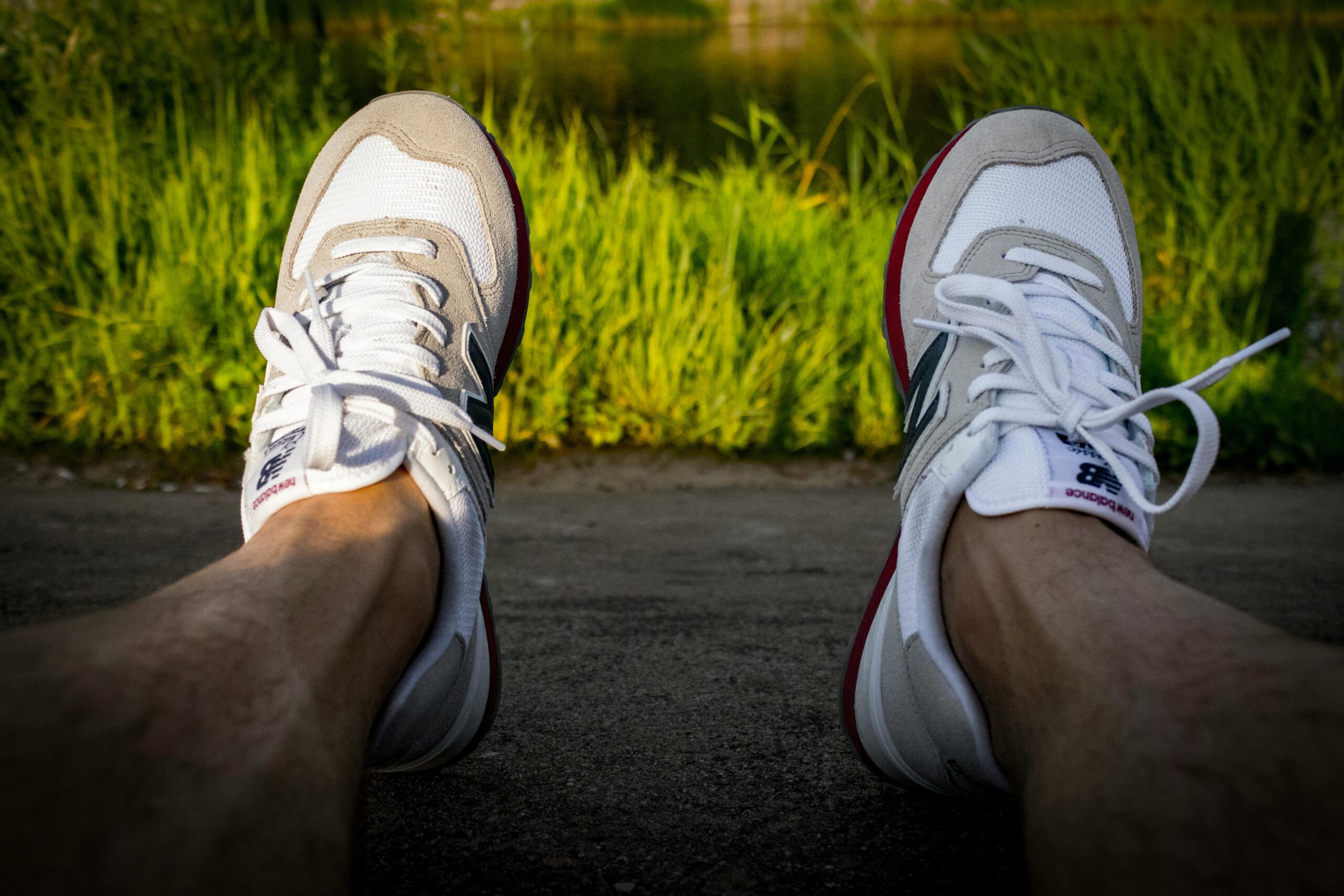 Best New Balance Shoes for Nurses (2026 Guide for 12-Hour Shifts)