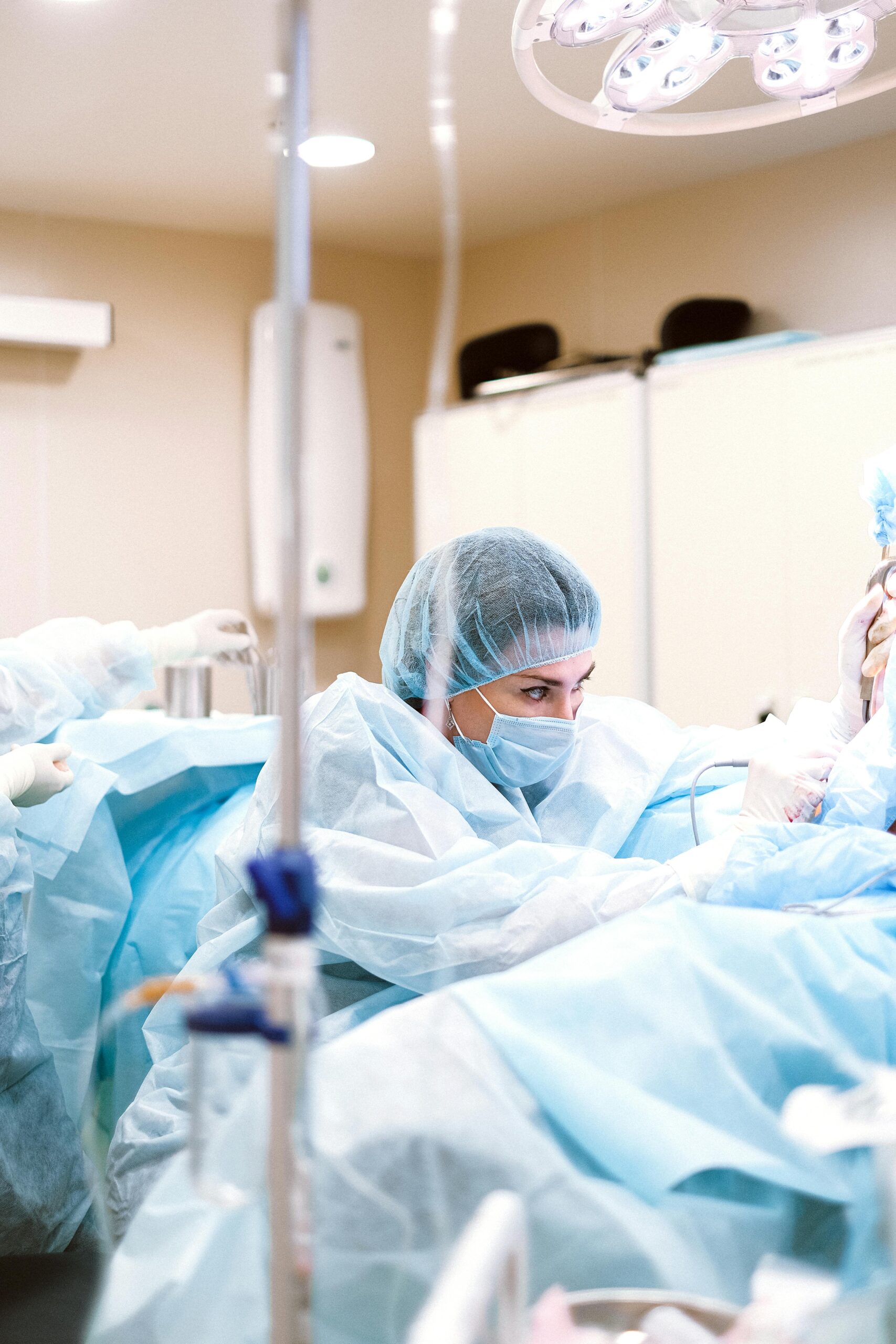 Best Shoes for OR Nurses (2026 Guide for Operating Room Shifts)